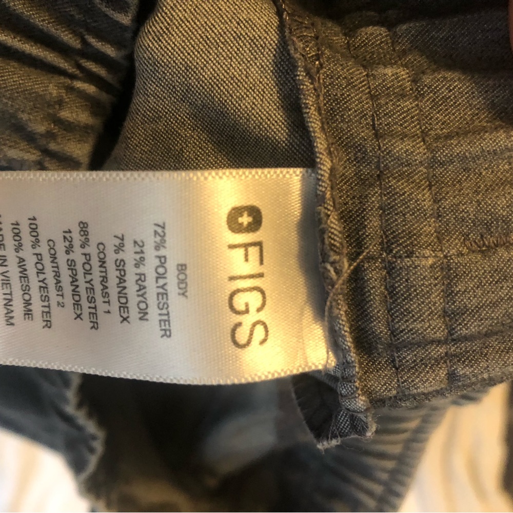 FIGS Scrubs price/each piece - Picture 11 of 14